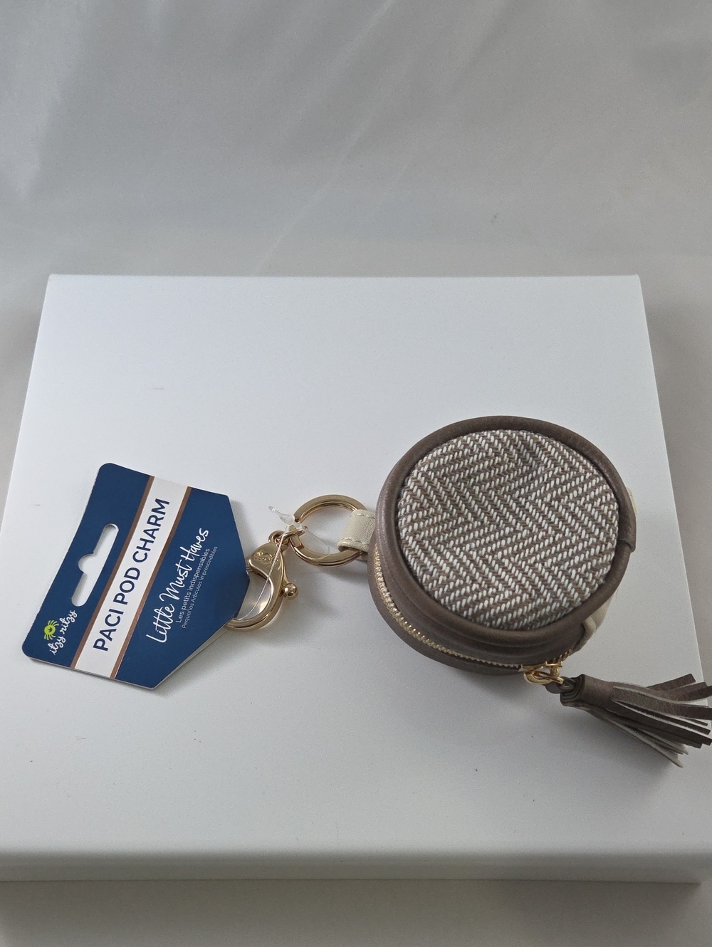 Itzy Ritzy Taupe Woven Round Paci Pod Charm Keychain